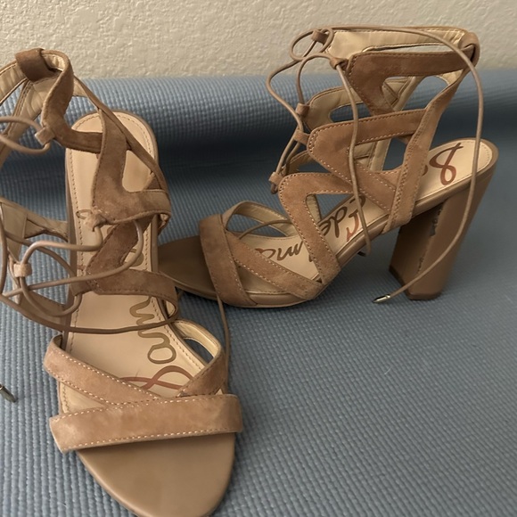 Sam Edelman Tan Heels - Picture 3 of 4